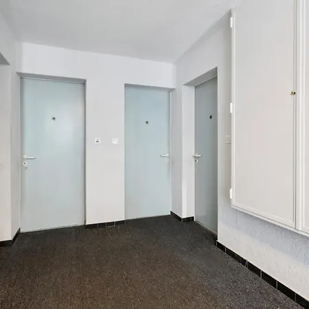 In The Heart Of - Crown 24 * Zurique