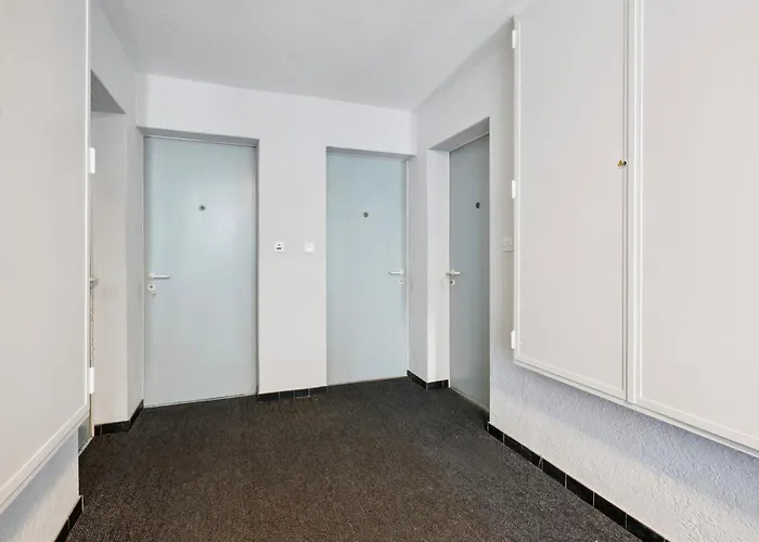 In The Heart Of - Crown 24 * Zurique