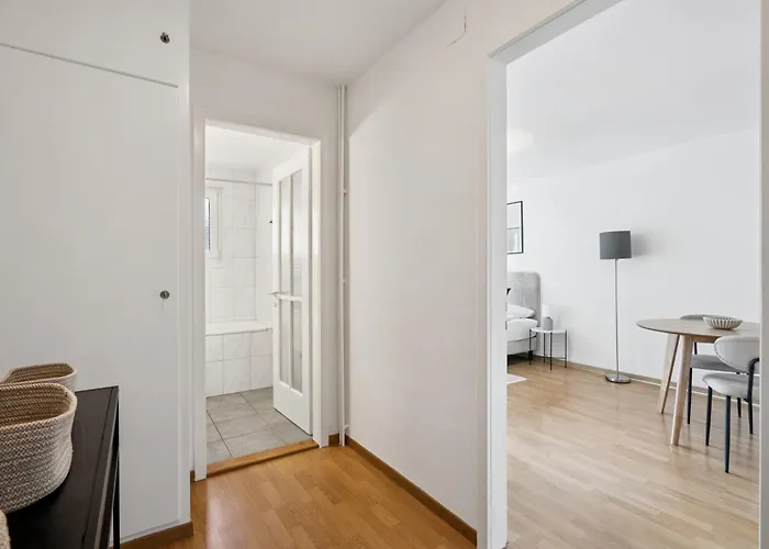 In The Heart Of - Crown 24 * Zurique