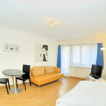 In The Heart Of - Crown 24 *