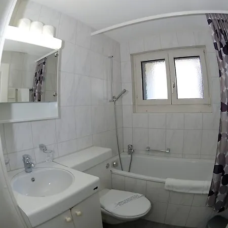 In The Heart Of - Crown 24 Zurigo